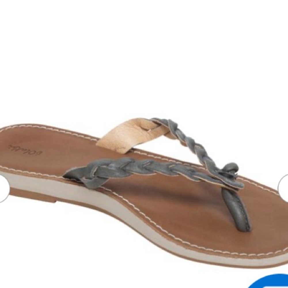 OluKai Kahiko Sandal Sz 7